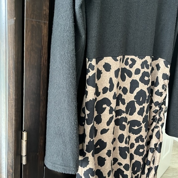 Leopard dress - Picture 7 of 8